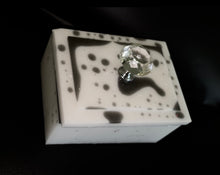 Load image into Gallery viewer, Black &amp; White drippy Jewelry box
